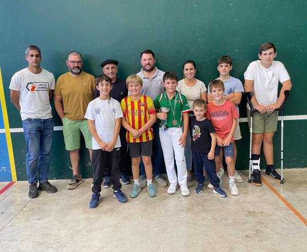 Unai%20Jaureguy%20txapelduna_%20ongi%20inguratua