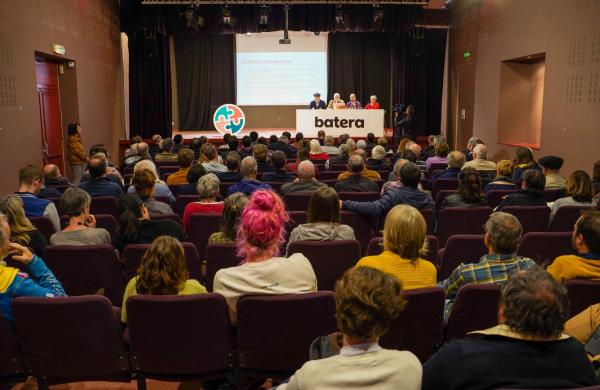 Maiatzean%20iragan%20zen%20Bateraren%20biltzar%20nagusia