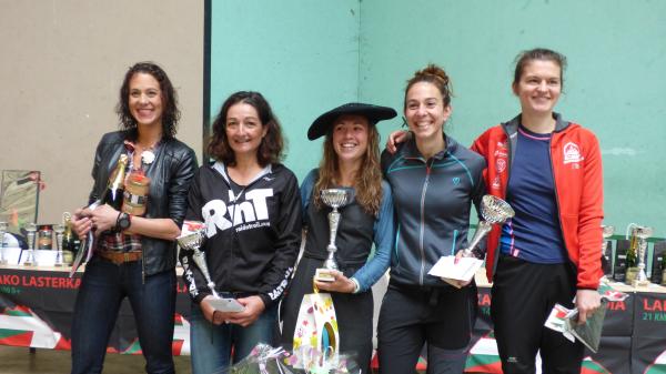 Lehen%205%20emazteak:%20Larraburu_%20Sanson_%20Sonnic_%20Onaindia%20eta%20Renoux